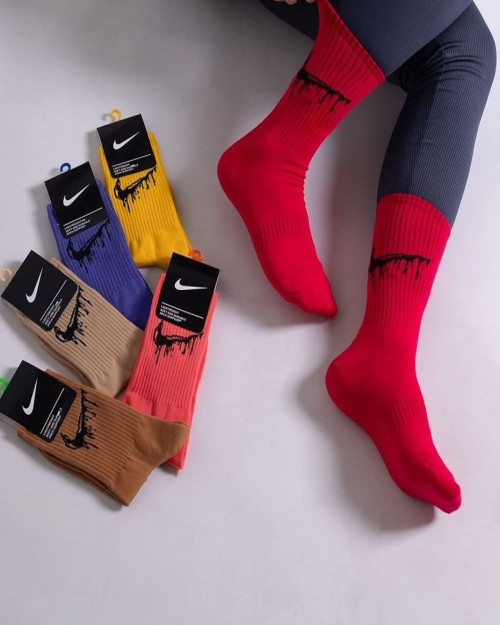  جوراب ساق بلند طرح نیک اشکی مشخصات