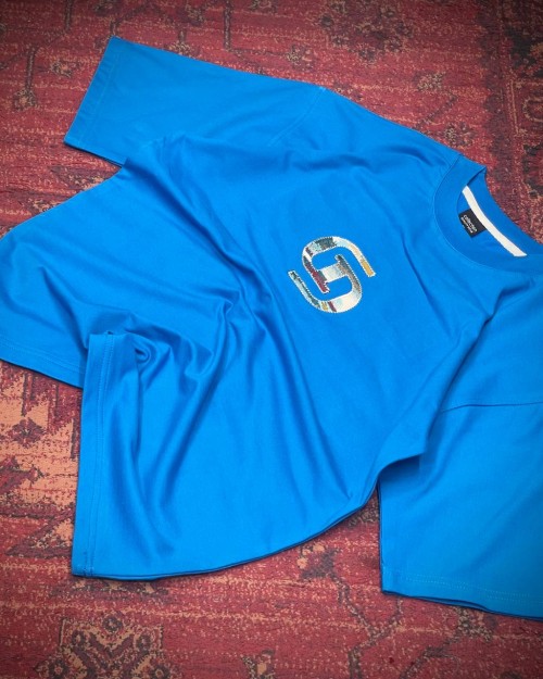 تیشرت طرحDG