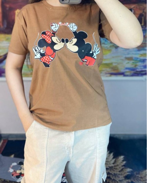  تیشرت طرح میکی‌موس 